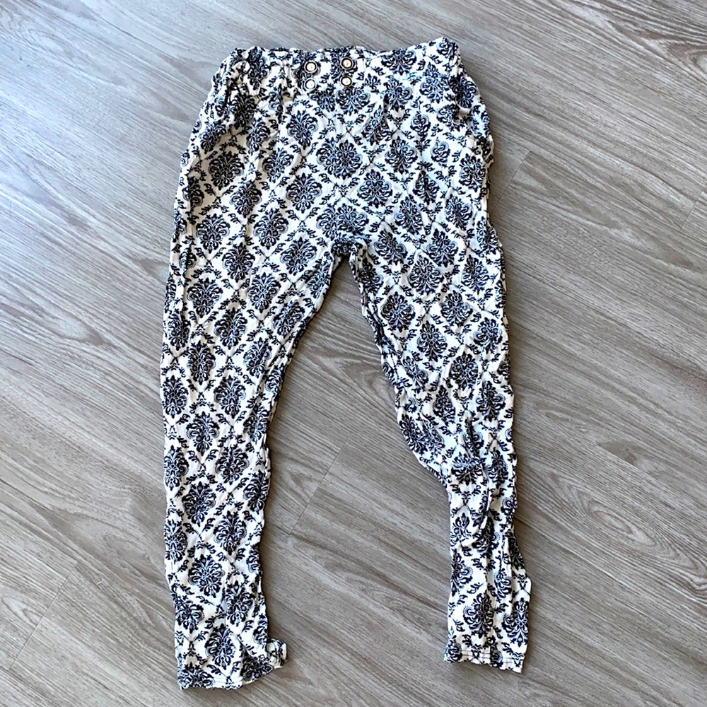 Comfy light weight pants, great for summer!